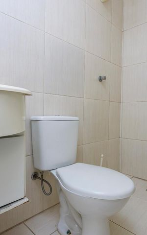 Casa à venda com 150m², 3 quartos e 2 vagas Casa à venda com 150m², 3 quartos e 2 vagasEdícula - Banheiro