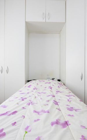 Casa à venda com 150m², 3 quartos e 2 vagas Casa à venda com 150m², 3 quartos e 2 vagasQuarto 3