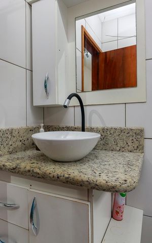 Casa à venda com 150m², 3 quartos e 2 vagas Casa à venda com 150m², 3 quartos e 2 vagasBanheiro 2