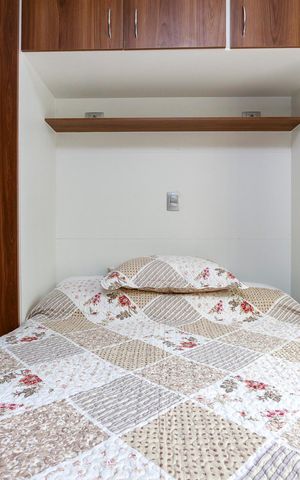 Casa à venda com 150m², 3 quartos e 2 vagas Casa à venda com 150m², 3 quartos e 2 vagasSuíte