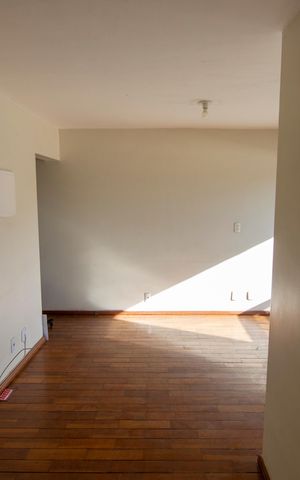 Apartamento para alugar com 65m², 2 quartos e sem vagaSala