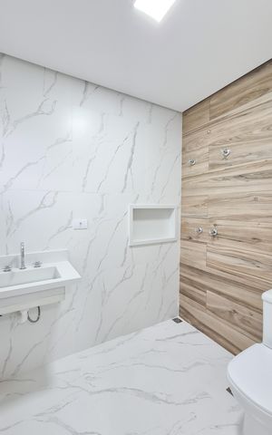 Apartamento à venda com 73m², 2 quartos e 2 vagasBanheiro da Suíte 1