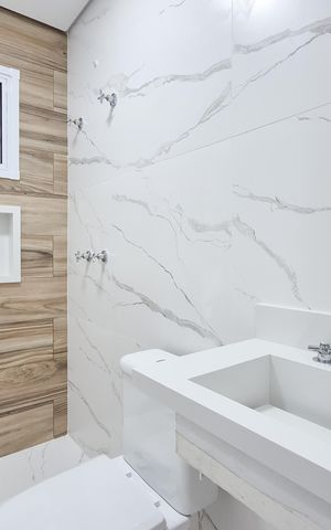 Apartamento à venda com 73m², 2 quartos e 2 vagasBanheiro da Suíte 2