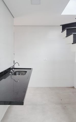 Apartamento à venda com 144m², 2 quartos e 2 vagasCozinha