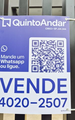 Apartamento à venda com 144m², 2 quartos e 2 vagasFachada e placa