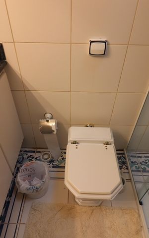 Casa à venda com 177m², 3 quartos e 2 vagasBanheiro Social