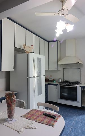 Casa à venda com 177m², 3 quartos e 2 vagasCozinha