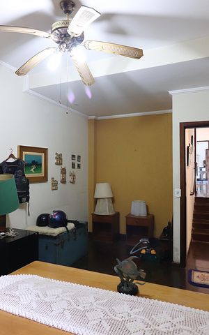 Casa à venda com 177m², 3 quartos e 2 vagasQuarto 1