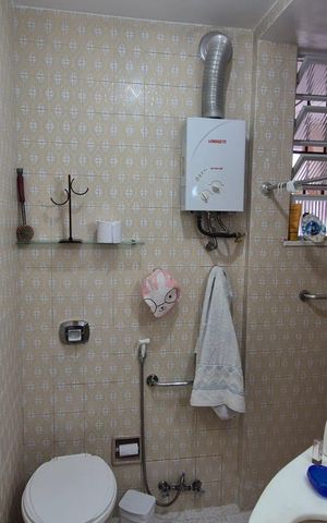 Casa à venda com 400m², 4 quartos e 5 vagas Casa à venda com 400m², 4 quartos e 5 vagasBanheiro 3