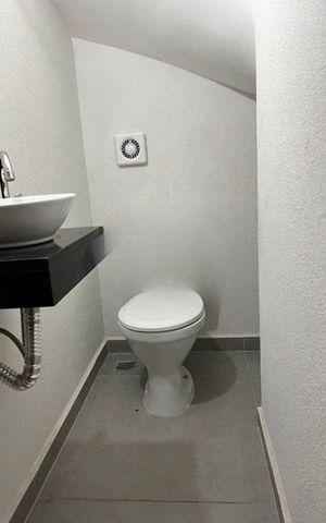 Casa à venda com 200m², 3 quartos e 2 vagas