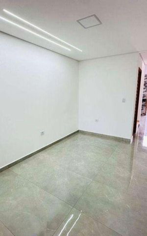 Casa à venda com 250m², 2 quartos e 2 vagas Casa à venda com 250m², 2 quartos e 2 vagasSala