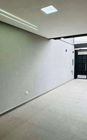 Casa à venda com 250m², 2 quartos e 2 vagas Casa à venda com 250m², 2 quartos e 2 vagasGaragem