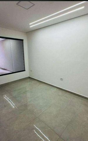 Casa à venda com 250m², 2 quartos e 2 vagas Casa à venda com 250m², 2 quartos e 2 vagasSala
