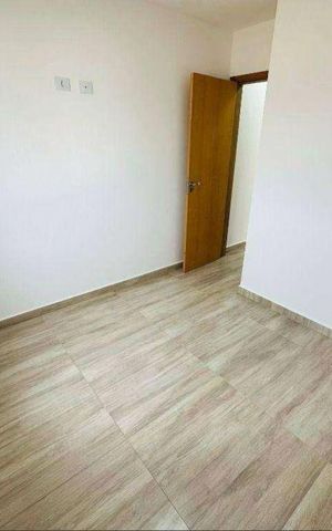 Casa à venda com 250m², 2 quartos e 2 vagas Casa à venda com 250m², 2 quartos e 2 vagasQuarto