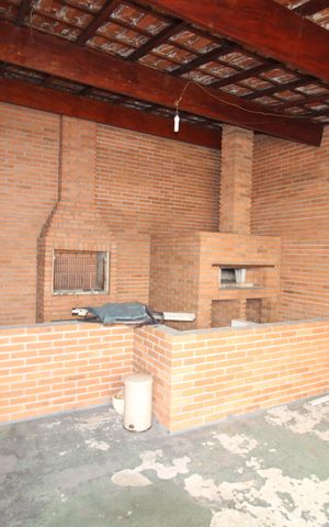 Casa à venda com 990m², 8 quartos e 2 vagasÁrea Comum