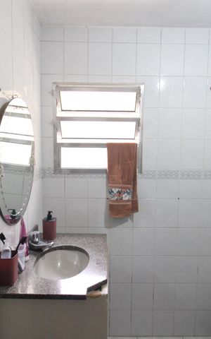 Casa à venda com 990m², 8 quartos e 2 vagasBanheiro