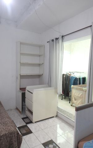 Casa à venda com 990m², 8 quartos e 2 vagasÁrea de Serviço - Quarto
