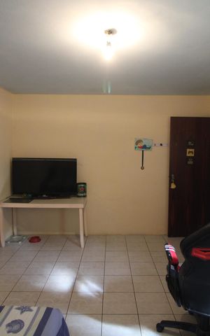 Casa à venda com 990m², 8 quartos e 2 vagasQuarto 2