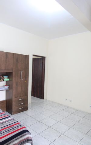 Casa à venda com 990m², 8 quartos e 2 vagasQuarto 5