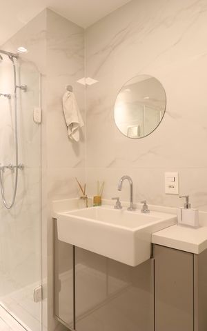 Apartamento à venda com 136m², 3 quartos e 2 vagasBanheiro da Suíte 3