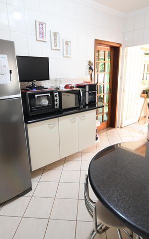 Casa à venda com 292m², 4 quartos e 1 vagaCozinha