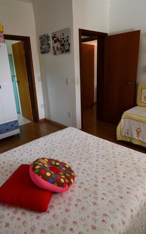 Casa à venda com 292m², 4 quartos e 1 vagaSuíte 3