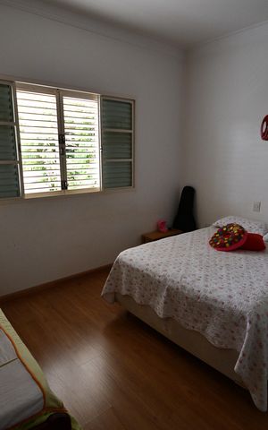 Casa à venda com 292m², 4 quartos e 1 vagaSuíte 3