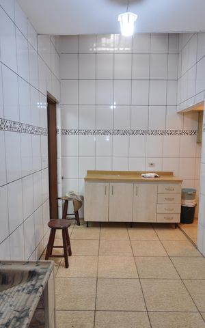 Casa à venda com 120m², 3 quartos e 2 vagasÁrea de Serviço