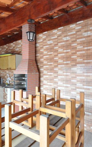 Casa à venda com 120m², 3 quartos e 2 vagasChurrasqueira