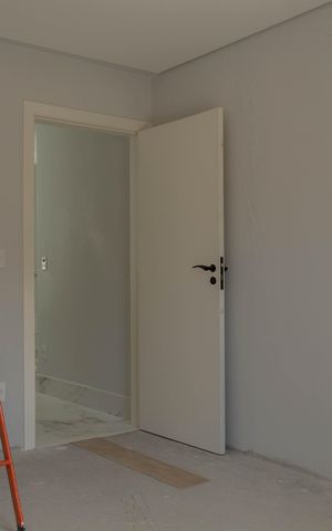 Apartamento à venda com 311m², 3 quartos e 4 vagas Apartamento à venda com 311m², 3 quartos e 4 vagasSuíte 2