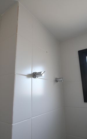Apartamento à venda com 52m², 1 quarto e 2 vagasBanheiro