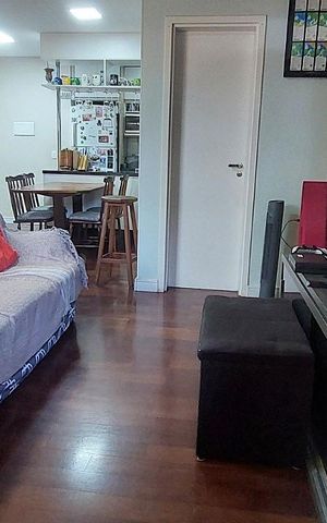 Apartamento à venda com 105m², 2 quartos e 2 vagas Apartamento à venda com 105m², 2 quartos e 2 vagasSala
