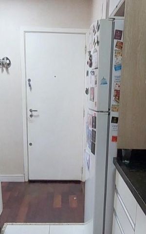 Apartamento à venda com 105m², 2 quartos e 2 vagas Apartamento à venda com 105m², 2 quartos e 2 vagasCozinha