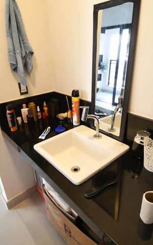 Apartamento à venda com 49m², 1 quarto e 2 vagasBanheiro
