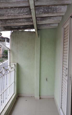 Casa à venda com 182m², 4 quartos e 1 vagaSacada do Quarto 2