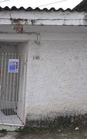 Casa à venda com 182m², 4 quartos e 1 vagaFachada 2