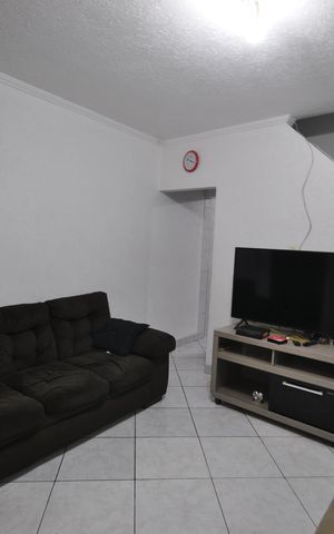 Casa à venda com 182m², 4 quartos e 1 vagaSala 1