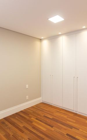 Apartamento à venda com 222m², 3 quartos e 2 vagas Apartamento à venda com 222m², 3 quartos e 2 vagasQuarto 2