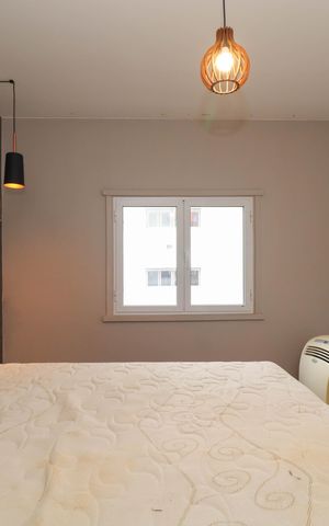 Apartamento à venda com 90m², 2 quartos e sem vaga Apartamento à venda com 90m², 2 quartos e sem vagaSuíte