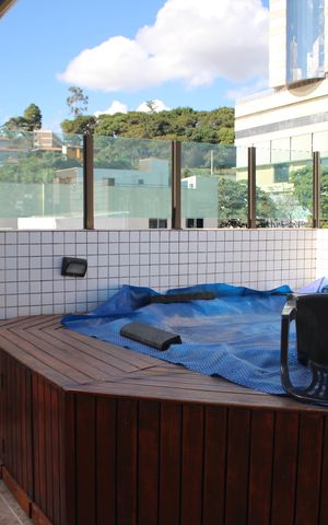 Apartamento à venda com 383m², 5 quartos e 4 vagasCobertura
