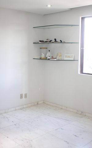 Apartamento à venda com 383m², 5 quartos e 4 vagasCopa