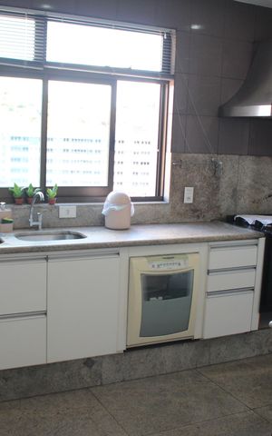 Apartamento à venda com 383m², 5 quartos e 4 vagasCozinha