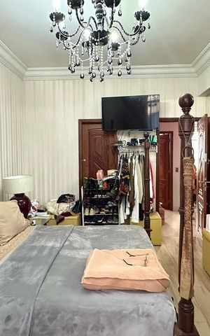 Apartamento à venda com 145m², 2 quartos e 1 vaga Apartamento à venda com 145m², 2 quartos e 1 vagaSuíte