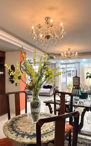 Apartamento à venda com 145m², 2 quartos e 1 vaga Apartamento à venda com 145m², 2 quartos e 1 vagaSala