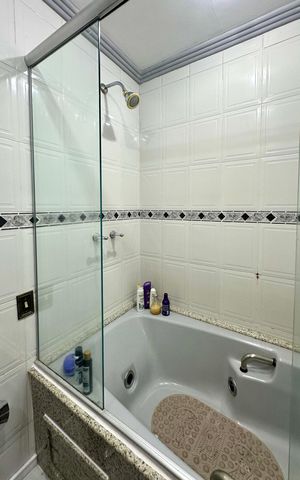 Apartamento à venda com 145m², 2 quartos e 1 vaga Apartamento à venda com 145m², 2 quartos e 1 vagaSuíte