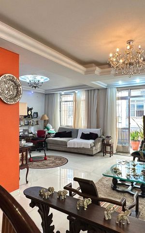 Apartamento à venda com 145m², 2 quartos e 1 vaga Apartamento à venda com 145m², 2 quartos e 1 vagaSala