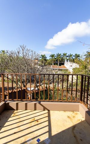 Casa à venda com 320m², 3 quartos e sem vaga Casa à venda com 320m², 3 quartos e sem vagaVaranda Suíte