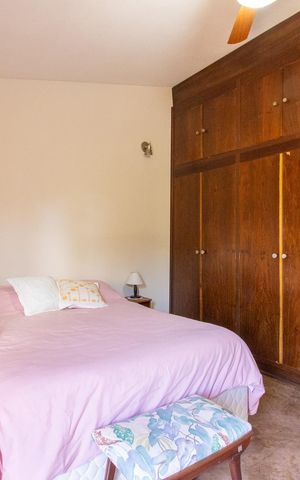 Casa à venda com 320m², 3 quartos e sem vaga Casa à venda com 320m², 3 quartos e sem vagaSuíte