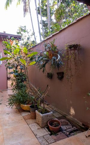 Casa à venda com 320m², 3 quartos e sem vaga Casa à venda com 320m², 3 quartos e sem vagaÁrea comum