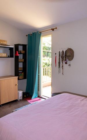 Casa à venda com 320m², 3 quartos e sem vaga Casa à venda com 320m², 3 quartos e sem vagaSuíte